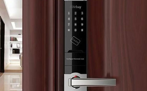 乌伊岭24小时上门开锁公司